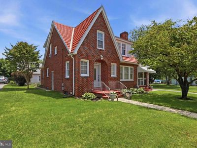69 S Main St, Stewartstown, PA, 17363