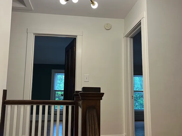 111 Pleasant Ave — Photo 8
