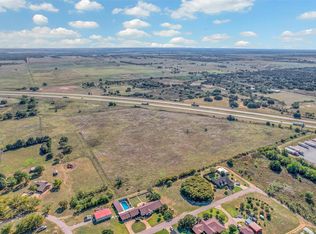 E Massey Rd, Sayre, OK 73662