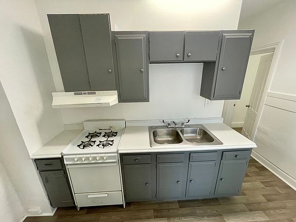 2nd image of 2171 12th St #1R