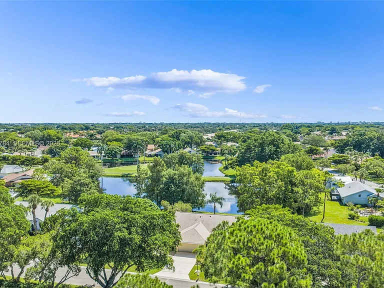 16778 Willow Creek Dr — Photo 24