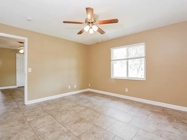 1264 Croftwood Dr — Photo 13