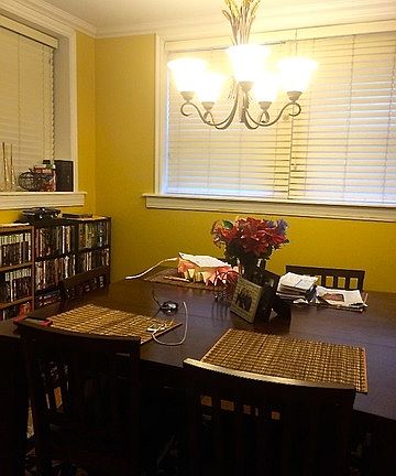 5th image of 1144 W Pratt Blvd #G