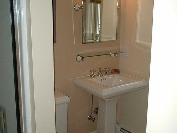 downstairs full bathroom