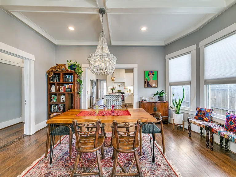 341 S Edgefield Ave — Photo 8