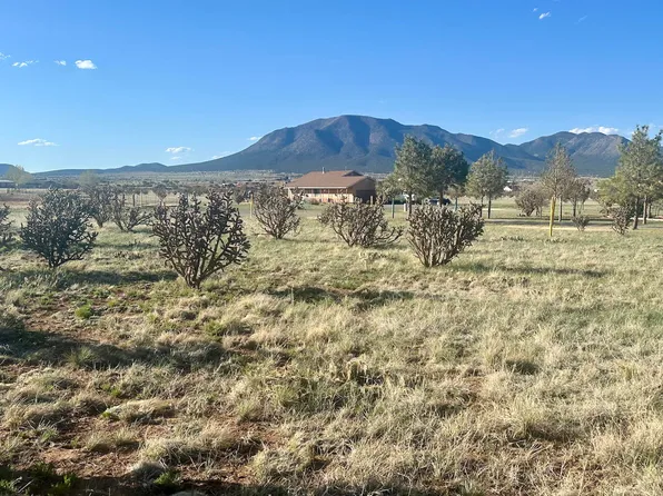 28 Calle Viernes, Edgewood, NM 87015
