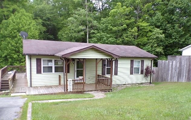 1st image of 273 Orchard Wood Dr