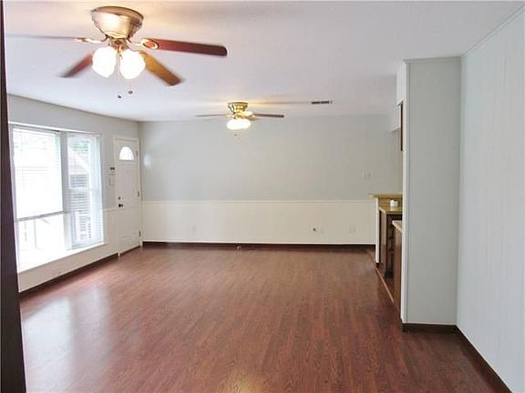 2nd image of 4836 Evangeline St