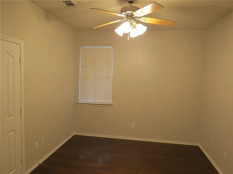 8004 Ranchvale Ln — Photo 22