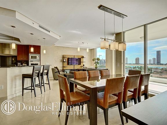 4th image of 6000 Island Blvd APT 804