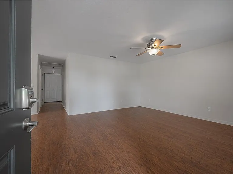 2701 1/2 W Arch St — Photo 5