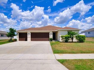 2252 Gladiolus Ln, Mascotte, FL 34753