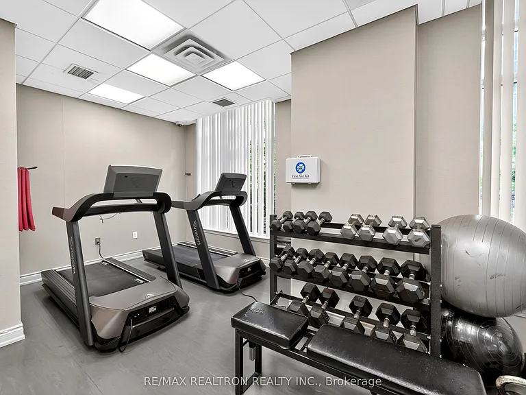 19 Barberry Pl #416 — Photo 23