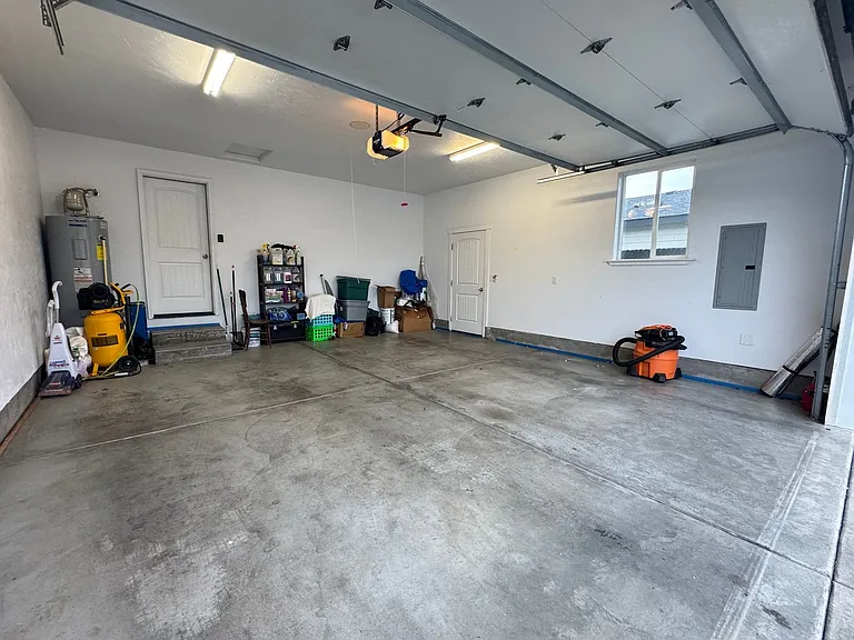 1705 E Glacier St — Photo 26