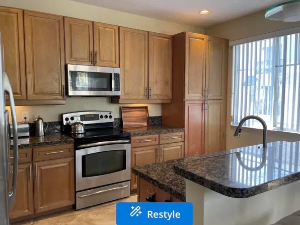 552 NW 39th Cir N, Boca Raton, FL 33431
