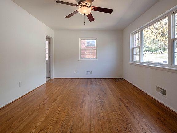 4th image of 4318 Camille Ave NW