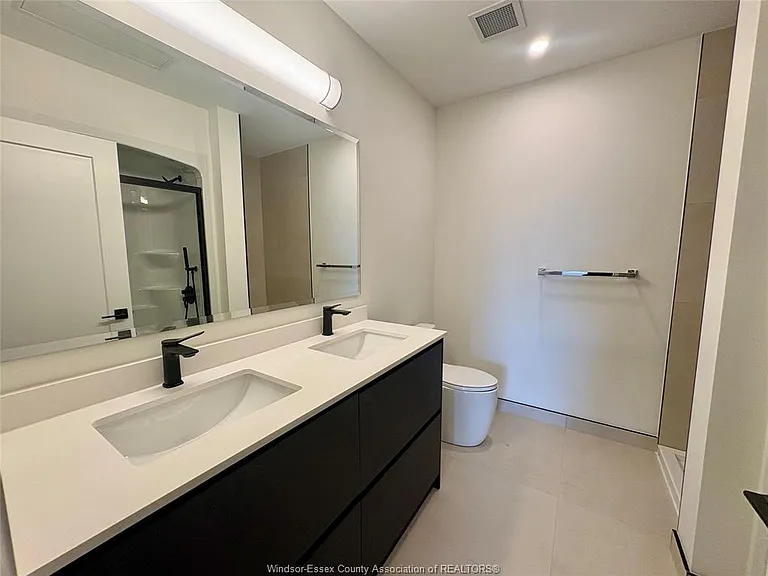 4400 Laurier Pkwy #170 — Photo 12