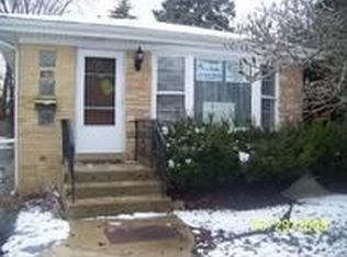 1602 Hoffman Ave, Park Ridge, IL 60068