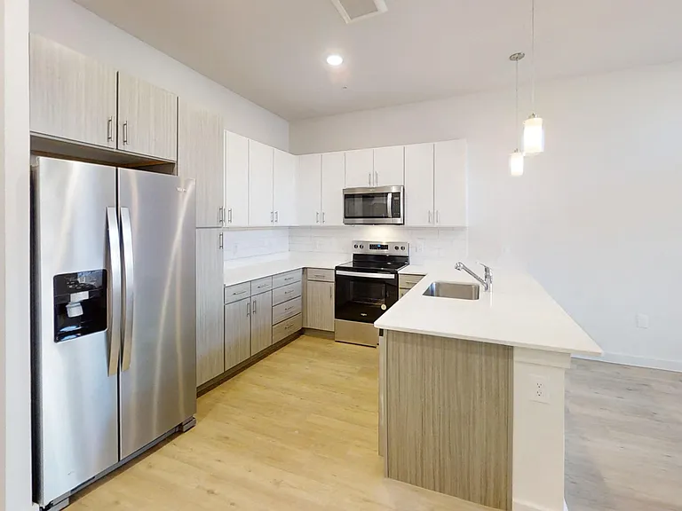 Park South — Photo 148