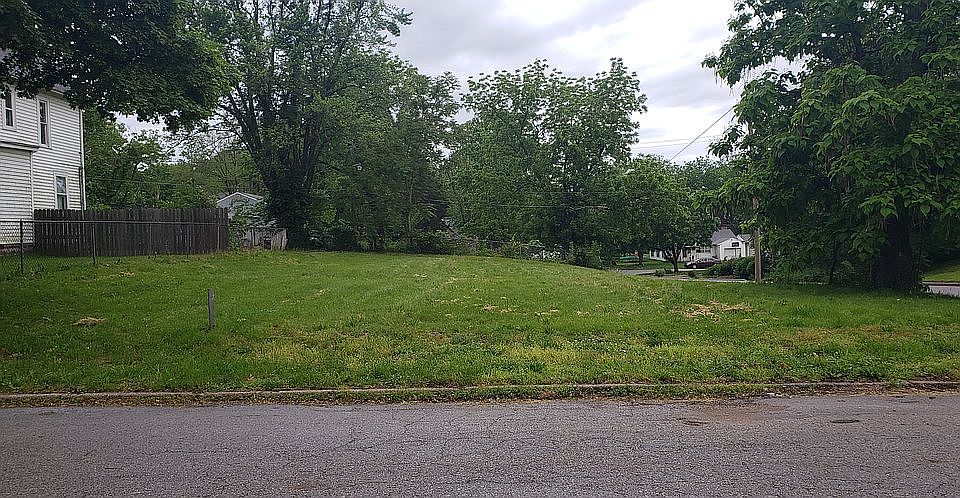 1st image of 1954 N 14th St
