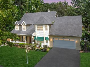 18001 Jason Ln, Lansing, IL 60438