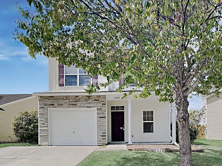 263 Island Green Rd — Photo 1