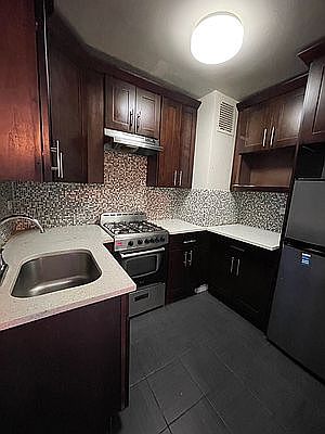 3rd image of 580 Flatbush Ave APT 6C