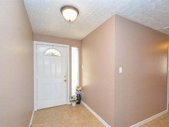 5th image of 21302 Highland Knolls Dr