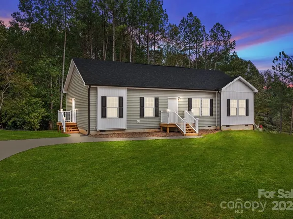 1135 River Trace Ln, Salisbury, NC 28144