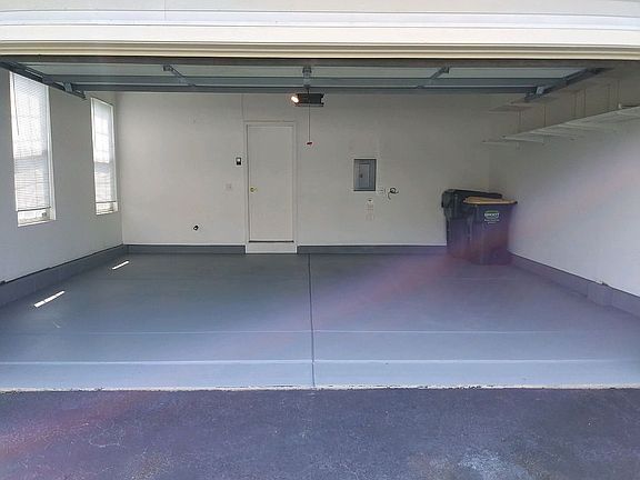 5th image of 713 Morris Ct