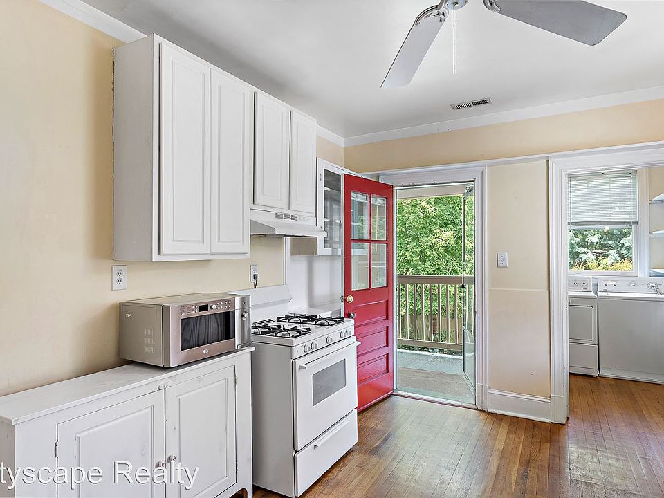 1st image of 1202 W 41st St