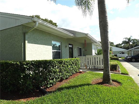 2nd image of 50 Cypress Pl