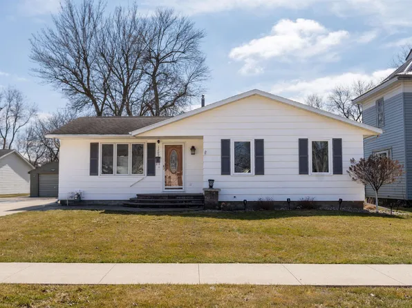 1209 8th St, Milford, IA 51351