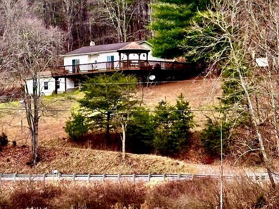 2nd image of 1299 Parker Hollow Rd