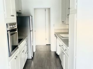 4534 Los Feliz Blvd APT 205, Los Angeles, CA 90027