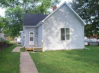 1615 S 10th St, Burlington, IA 52601
