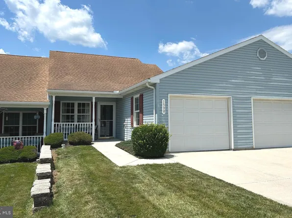 1390 Village Dr, Spring Grove, PA 17362