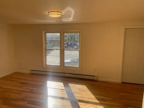 46 Orchard St Photo 1