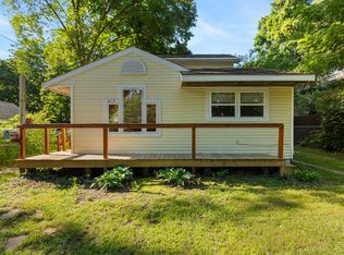 415 W Cass St, Greenville, MI 48838