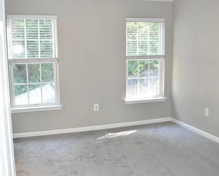 711 Galway Ln — Photo 29