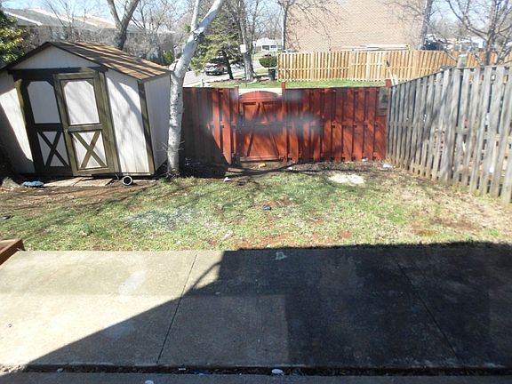 4th image of 617 S Concord Ct