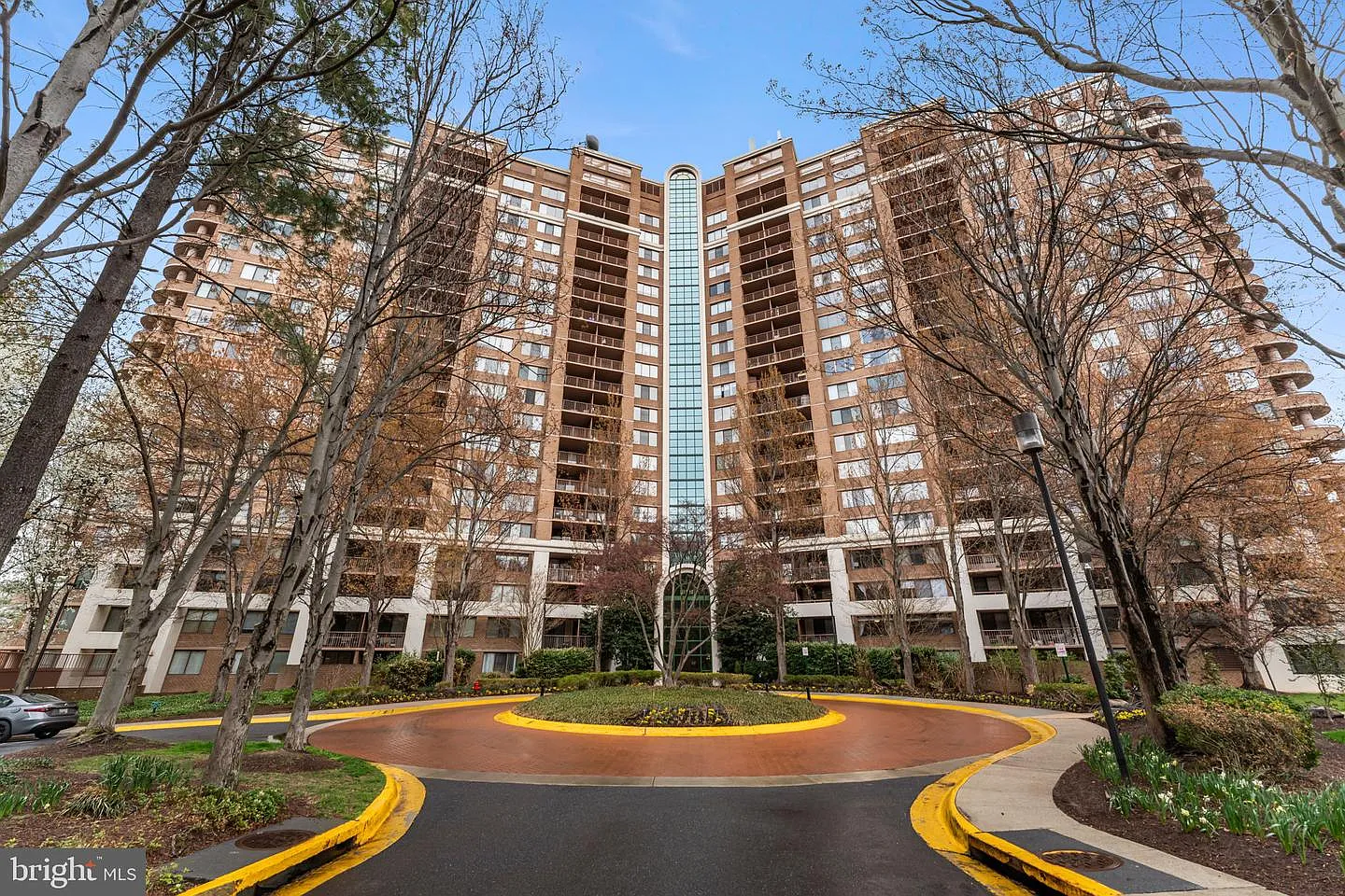 10101 Grosvenor Pl APT 1808 photo 1