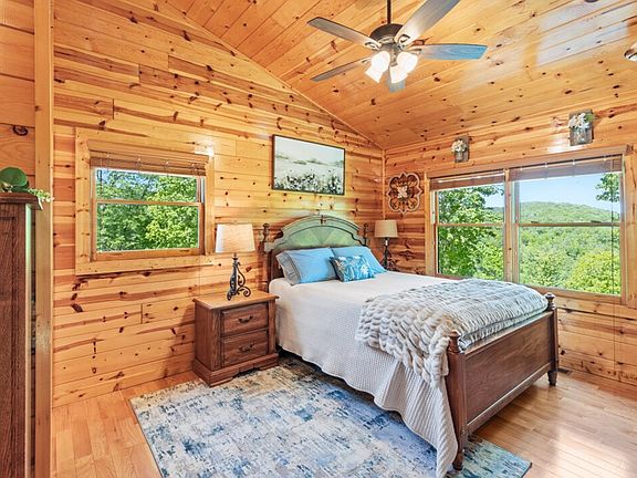 27th image of 1055 Carolina Fox Cir