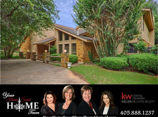 2013 Mistletoe Ct, Edmond, OK 73034