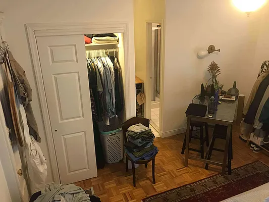 Rented by Aryeh Realty | media 9