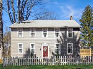 8 Nelson Pl, Higganum, CT 06441