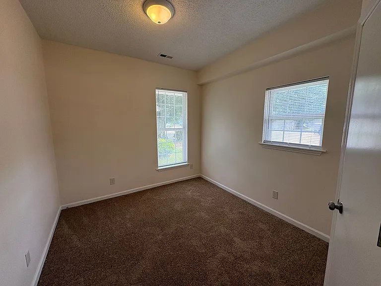 3200 Boyd St — Photo 5