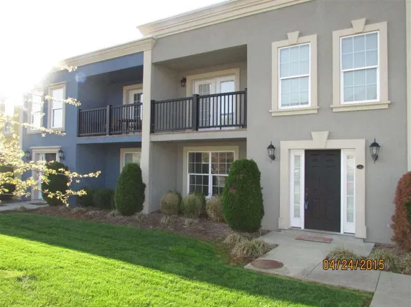 20 Courtyard Ln, Barboursville, WV 25504
