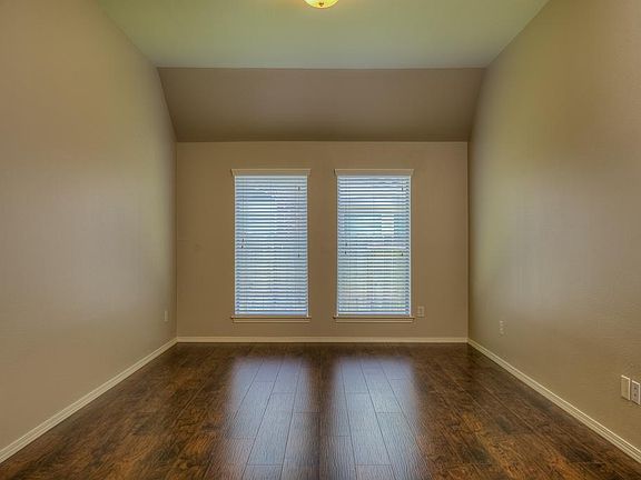 Flex room that could be a 5th bedroom, media room, study, or play area.