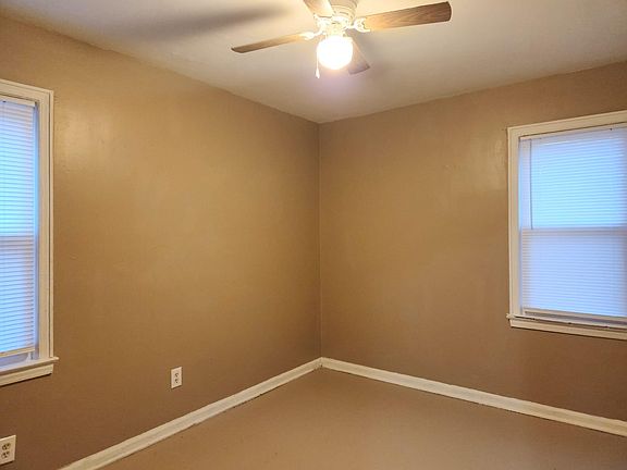 5th image of 13640 Lasalle Blvd #203